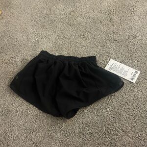 Lululemon hotty hot 2.5 low rise black